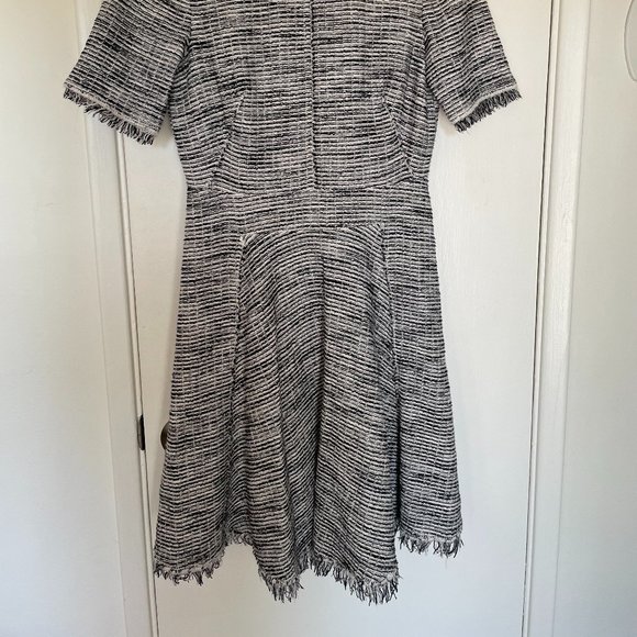 Like New Rebecca Taylor Black and White Raw Edge Fringe Minidress Size 6 - Picture 2 of 8